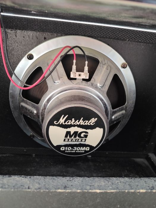 Marshall MG 30 DFX