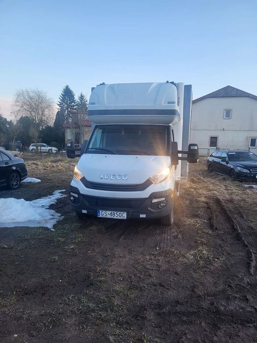 Iveco 35S18  Stan bdb . Duża zabudowa