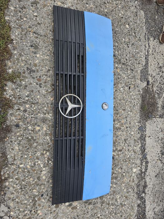 Atrapa przód Mercedes 814, 811, 809