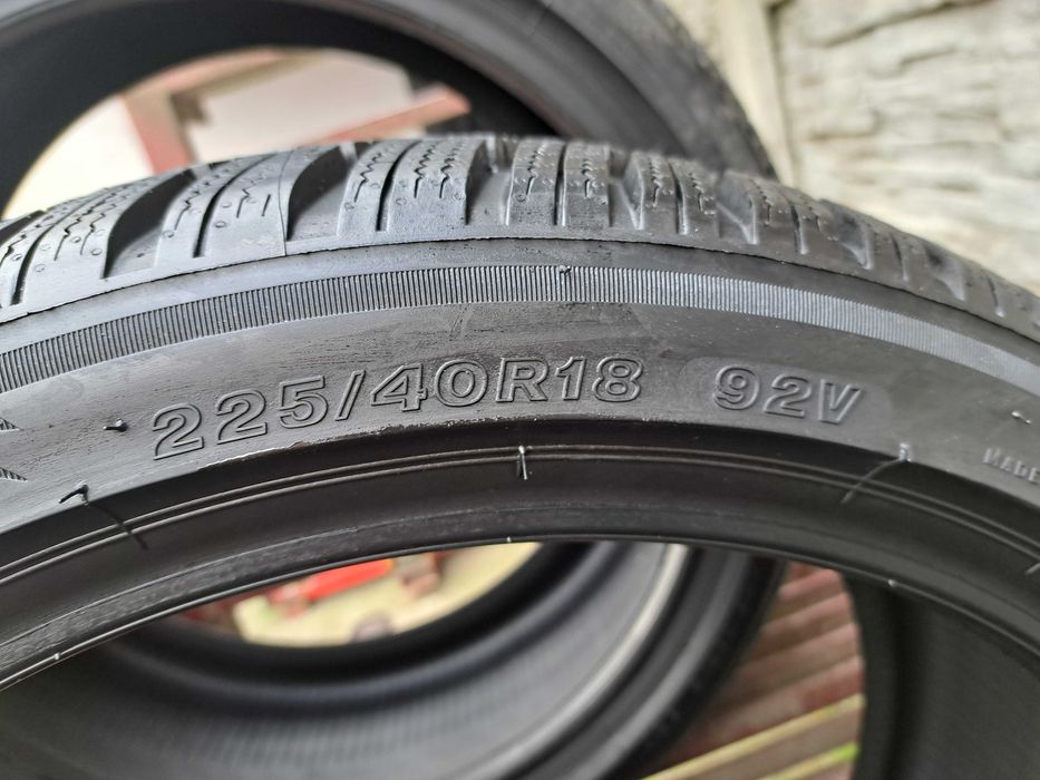 4 Opony Nowe zimowe 225/40 R18 Bridgestone Montaż i wyważenie Gratis!