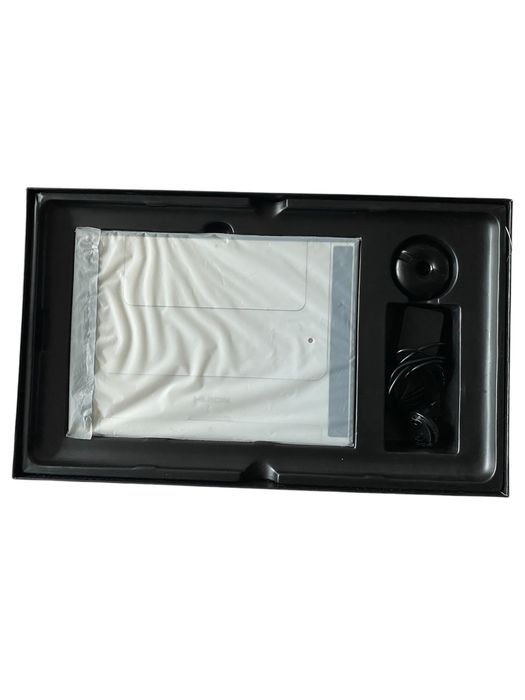 Huion kamvas pro 16 tablet graficzny