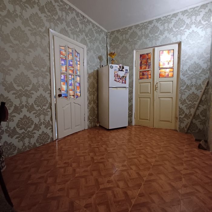 Продаж будинку з жилою літнею кухнею,район сахзаводу