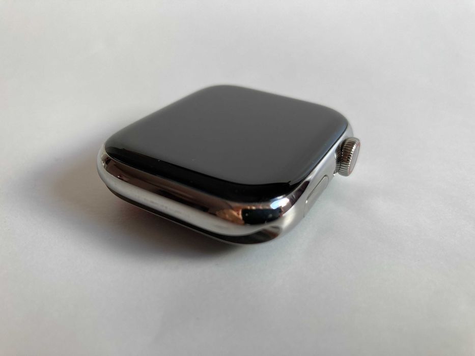 Apple Watch Series 7 - 45mm GPS LTE em AÇO