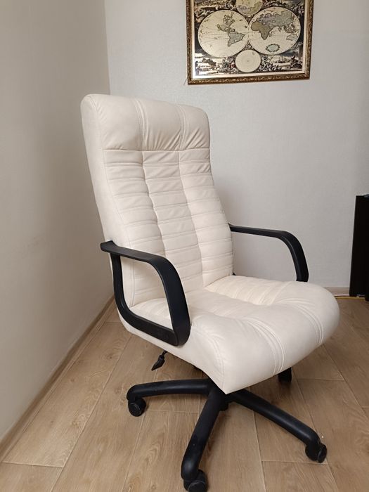 Перетяжка мебели и ремонт мягкой мебели.Николаев.Диван, кресло, матрас