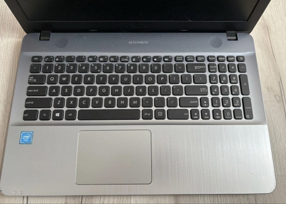Laptop Asus touchpad