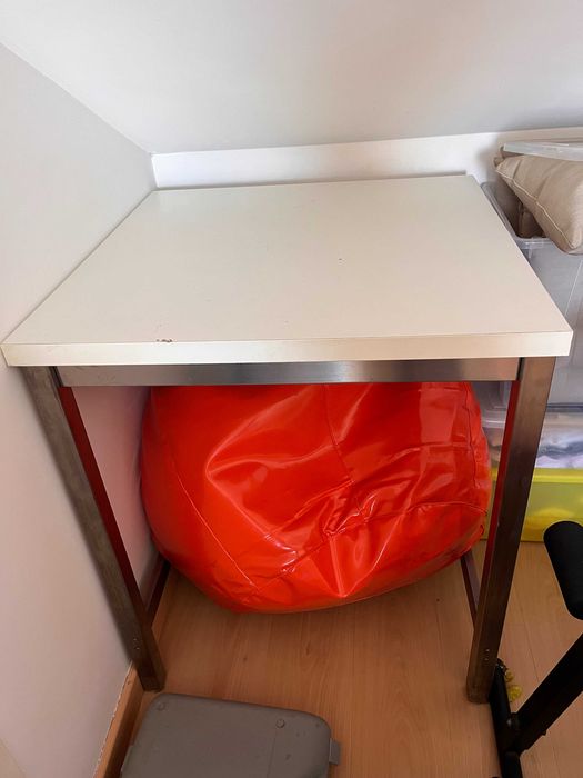 Mesa alta cozinha branca IKEA