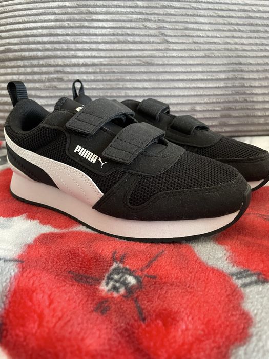 Buty dzieciece marki Puma r 34