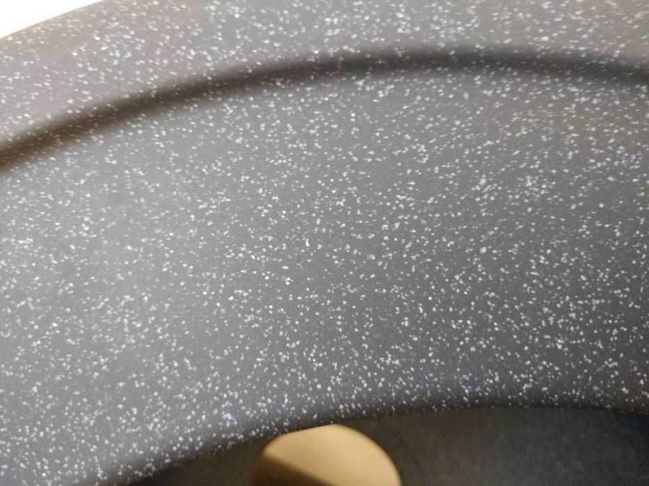 Гранитные мойки VERONA со склада Смесители в цвет и сифоны