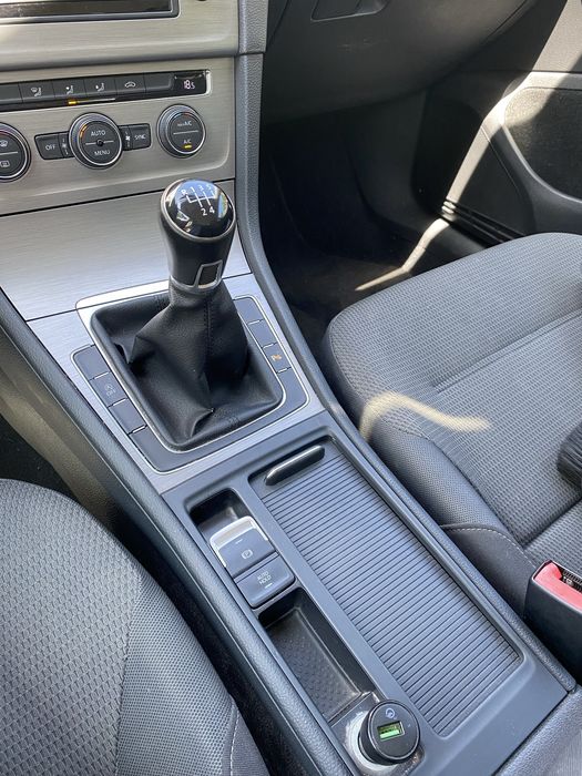 VW Golf Variant 1.6 TDI 110cv Nacional + Garantia