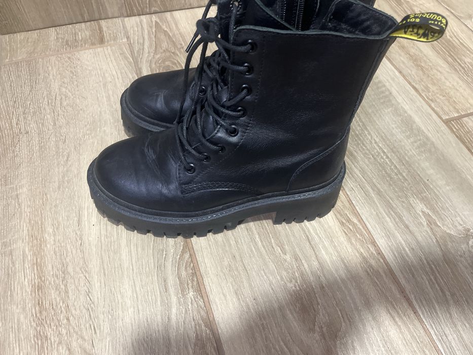 Шкіряні ботінки,берци