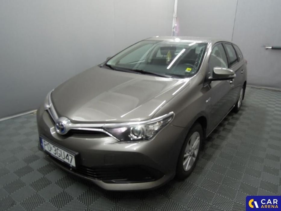 Toyota Auris Toyota Auris Hsd 1.8 Mr`15 E6