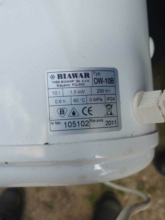 Ogrzewacz wody OW-10B, elektryczny, nadumywalkowy