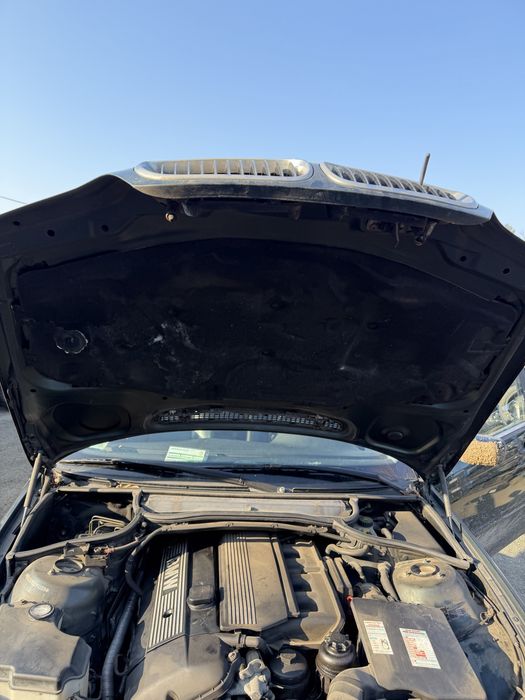 Maska BMW E46 Lift Oxfordgruen 2 Metalic