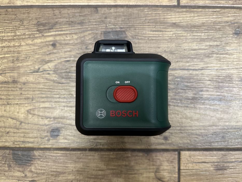 Laser krzyżowy UNIVERSALLEVEL 360 Bosch - 2023r.