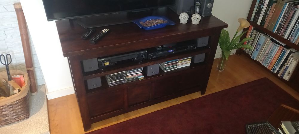 Móvel APARADOR  para TV e Multimédia