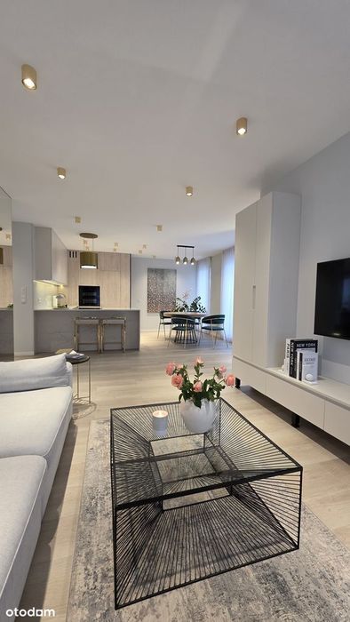Wynajem 3-pokojowego apartamentu z miejscem parkingowym taras+ balkon