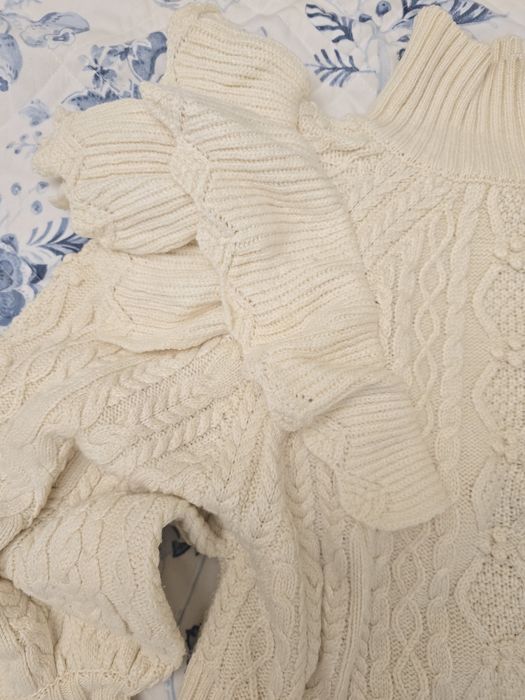 Sweter Zara S bufiaste rękawy falbany