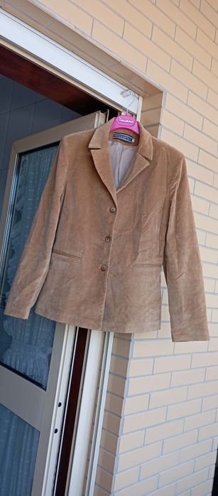 Fato de bombazine de senhora