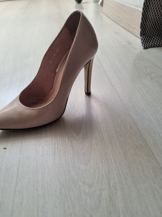 Туфлі жіночі 37 розмір