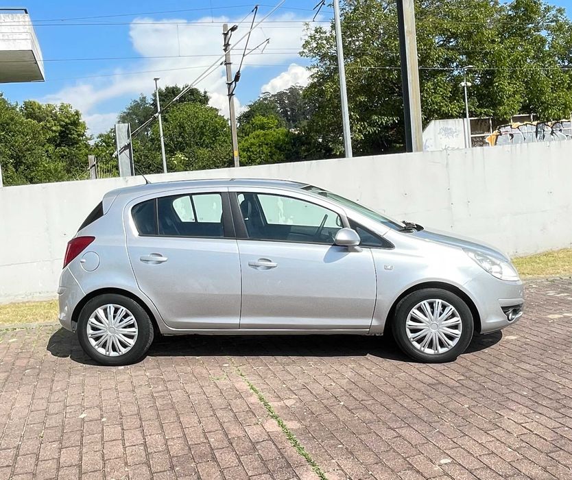 Opel corsa 1.2 cosmo
