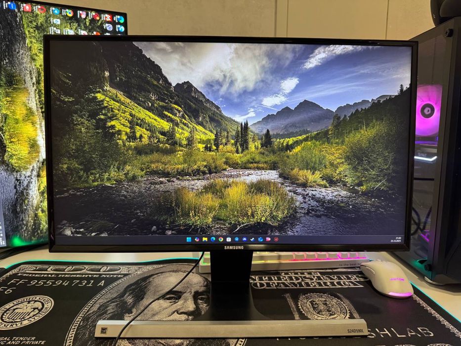 Монитор 23.6" Samsung S24D590PL