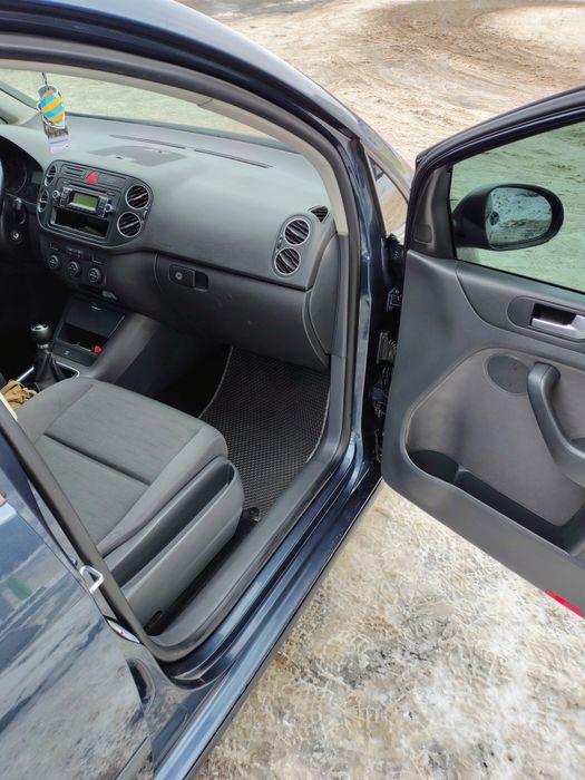 Продам власний автомобіль