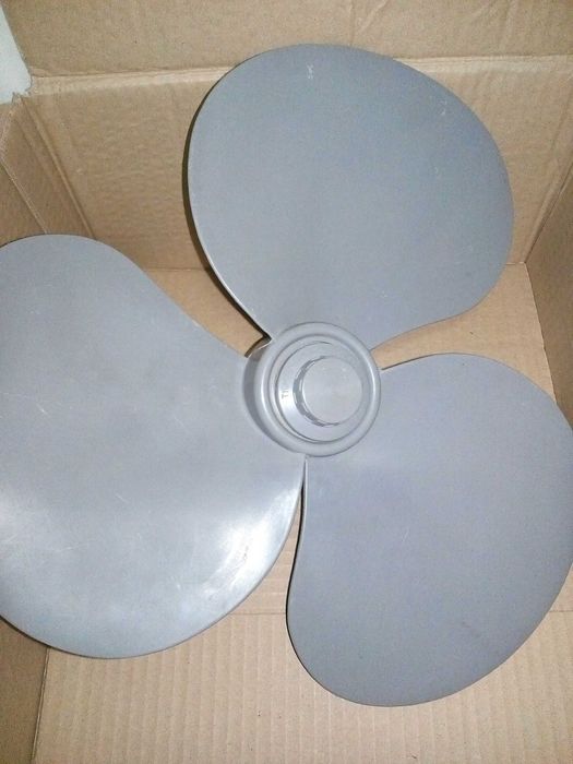 лопасть для вентилятора напольного (крыльчатка) 36,5 см.