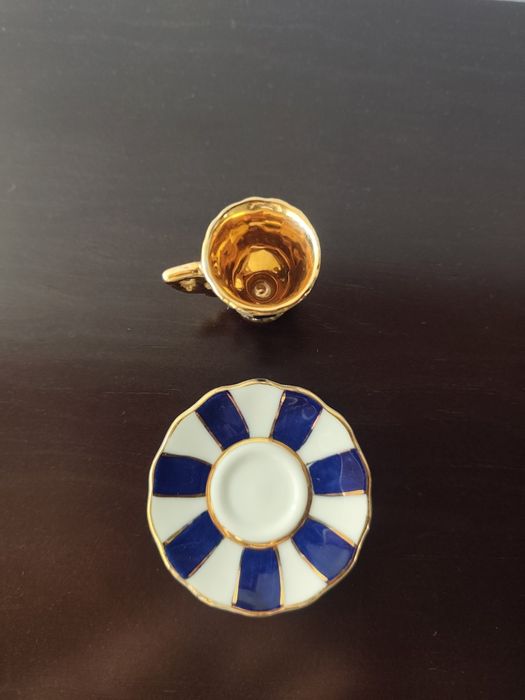 Chávena de porcelana pintada à mão - Coleção