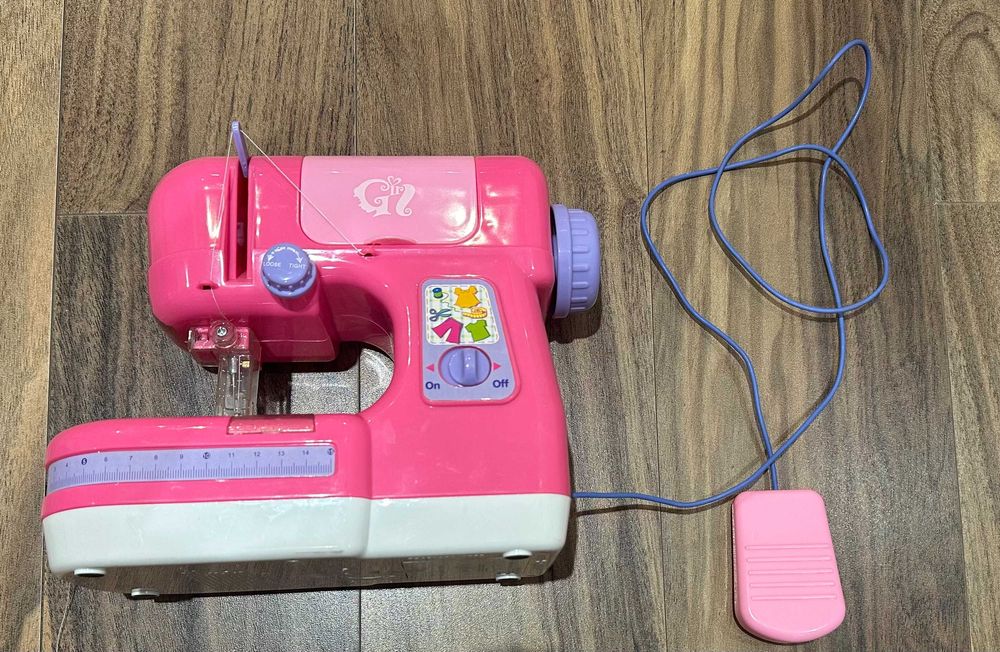 Máquina de costura de brincar