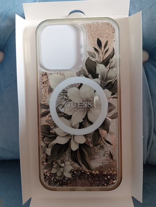 Etui Case do iPhone 16 Pro Max firmy GUESS Liquid Glitter oryginalne