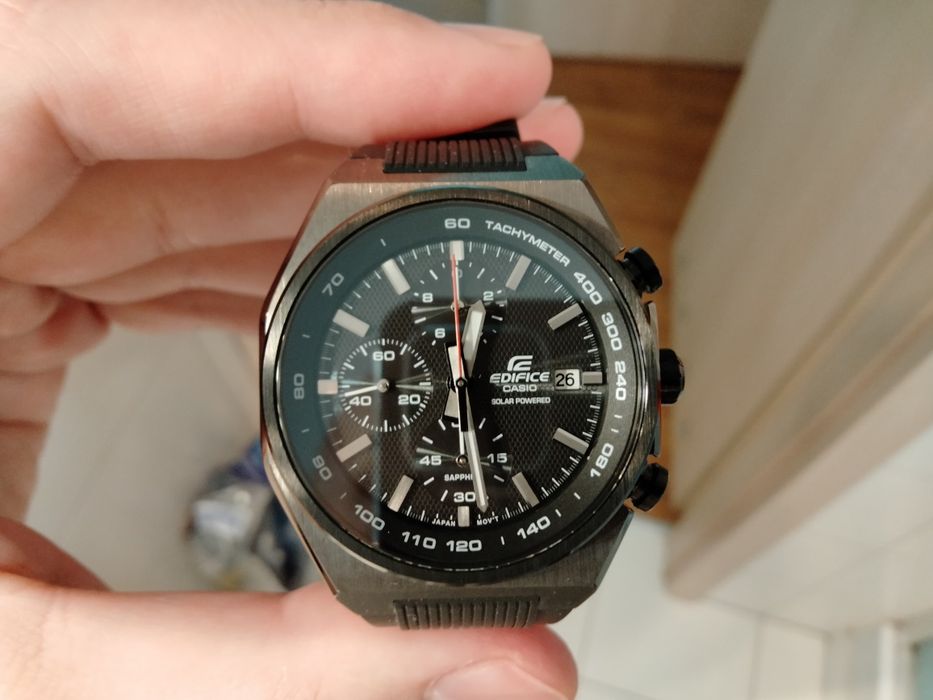 Casio EDIFICE EFS-S660PB-1AEF casio g shock