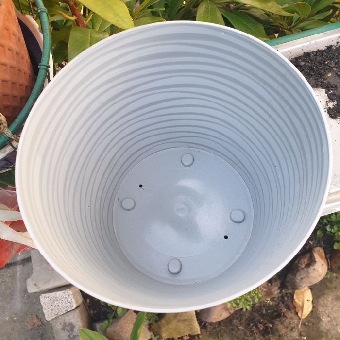 Doniczka plastikowa kolor szary