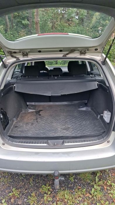Toyota Avensis 2.0 4d4 disel  116km