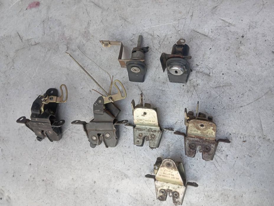 Замок багажника( Ляда ) Ford Escort / Форд Ескорт, Orion / Оріон