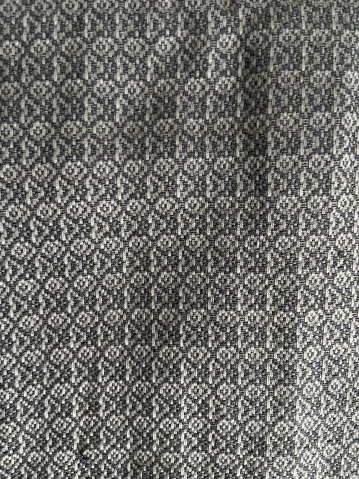 Chusta do noszenia tkana