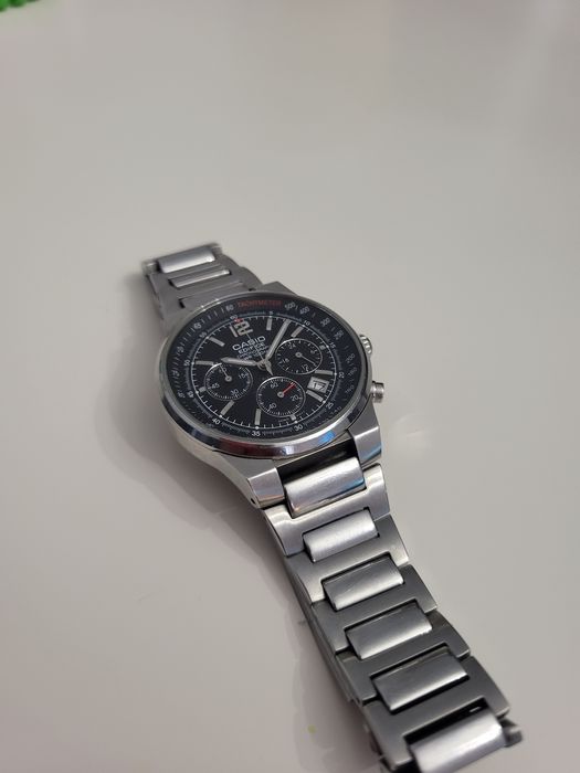 Годинник Casio EF-500