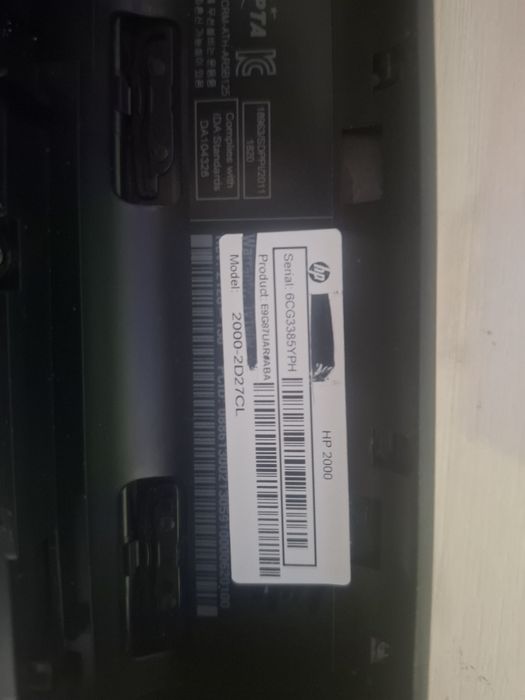 Ноутбук HP  2000