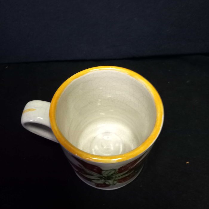 Caneca pintada à mão