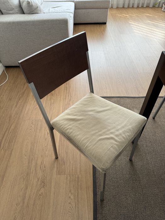 Mesa de jantar com 6 cadeiras