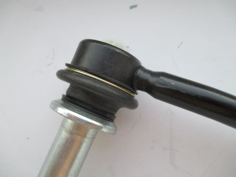 Тяга ( стойка ) переднего стабилизатора Пежо 407, 508, Ситроен С5 Х7