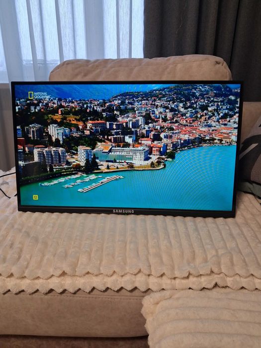 Телевізор SAMSUNG.