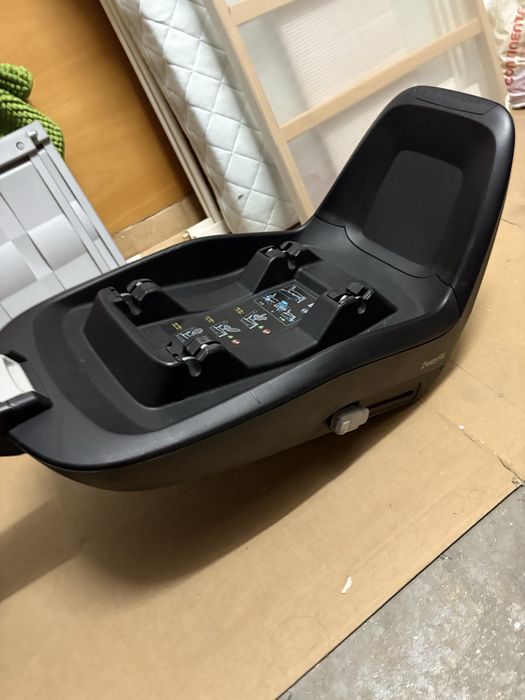 Cadeira Auto Bebe Confort Peable Pro I-size + Base Isofix