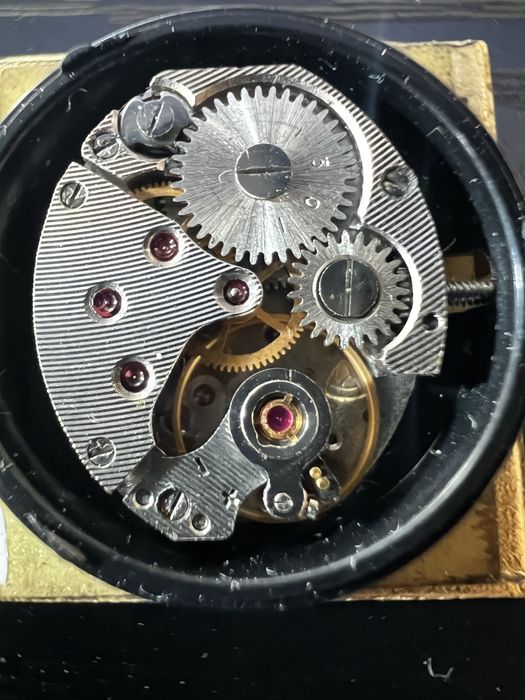 Relogio antigo de corda