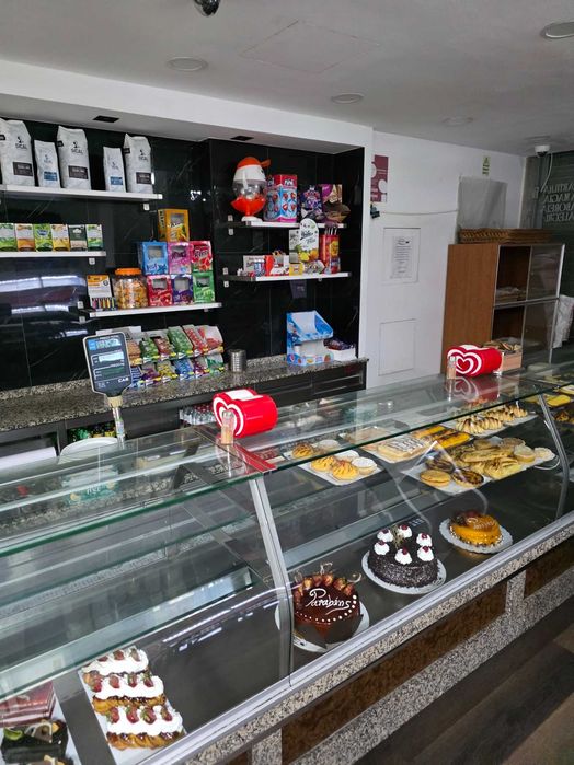 Cede-se Posição Restaurante E Pastelaria C/ Fabrico