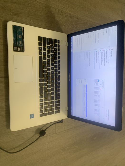 Asus X751S (N3700, 4Gb RAM, 1TB HDD) мертва батарея