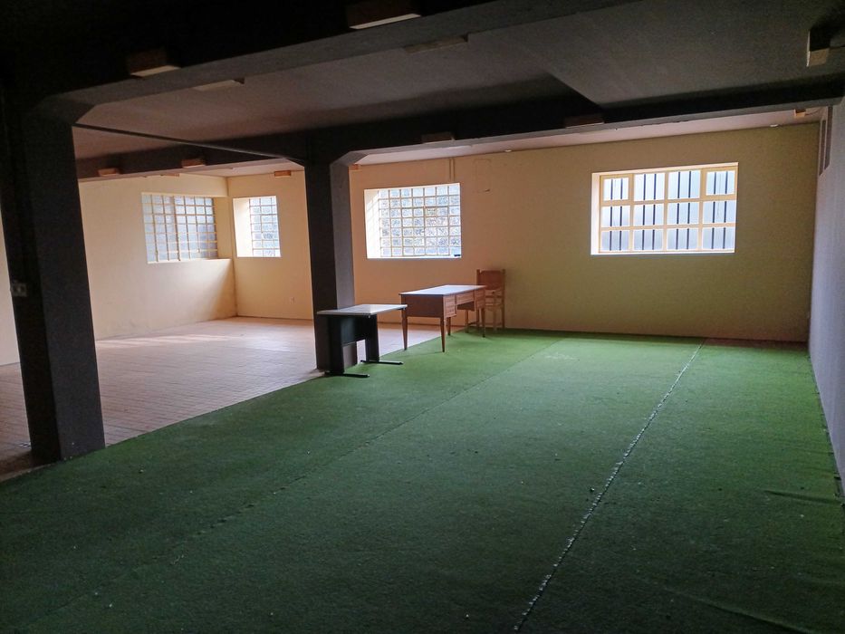 Armazém, atelier ou estúdio criativo com 200 m² em S. João da Madeira