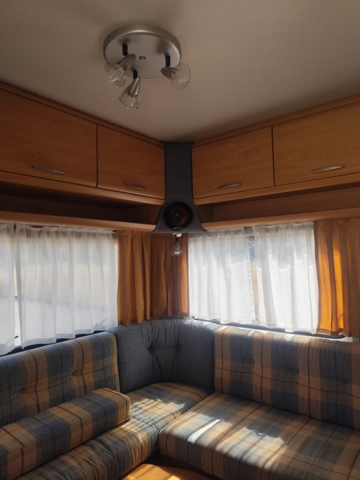 Caravana knaus muito nova