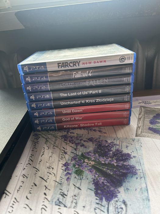 Playstation 4 1TB 1 Pad 8 Gier!