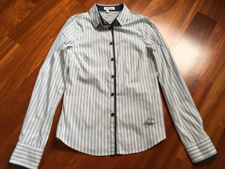 camisa ana sousa azul riscas