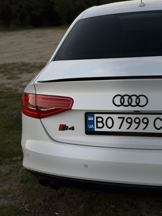 AUDI A4 S-lain 2.0tfsi 4*4